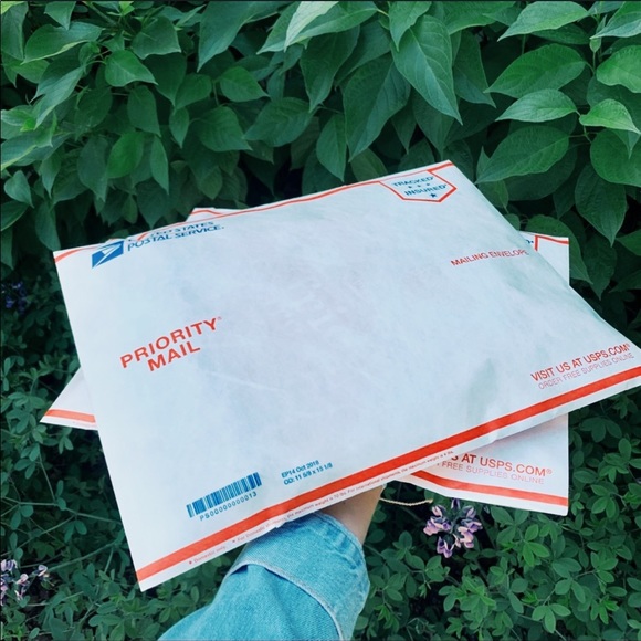 Meet your Posher, Meg - Picture 2 of 2